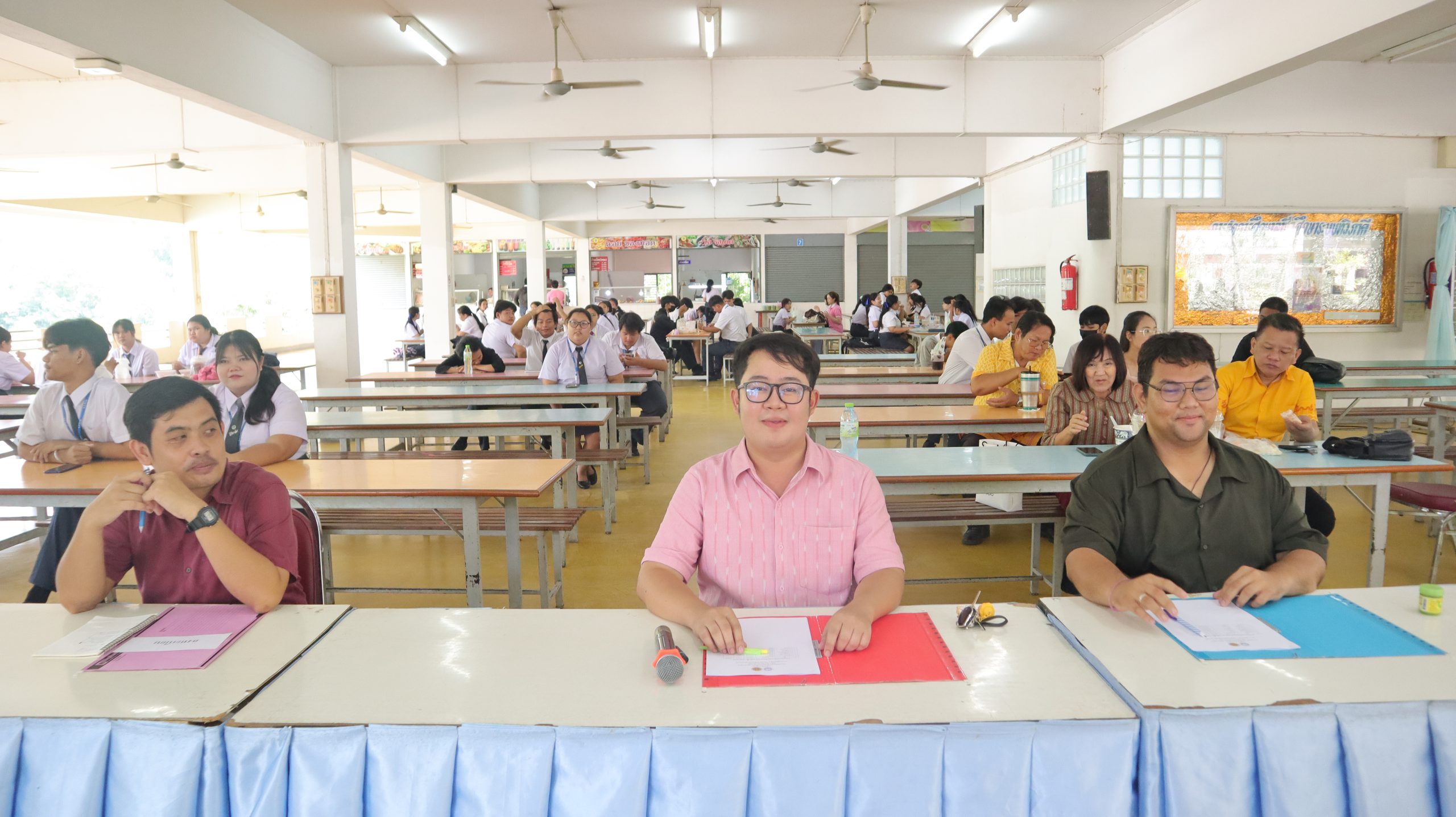 แข่งขันทักษะวิชาชีพและทักษะพื้นฐาน